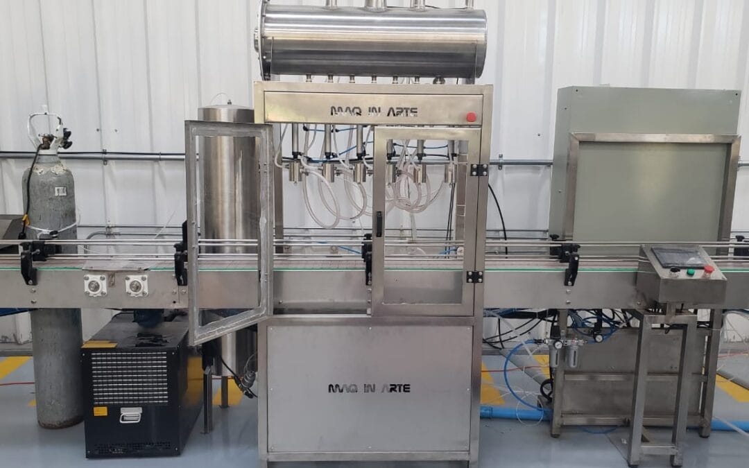 Proyecto completo de planta de embotellado automatico para liquidos con y sin gas